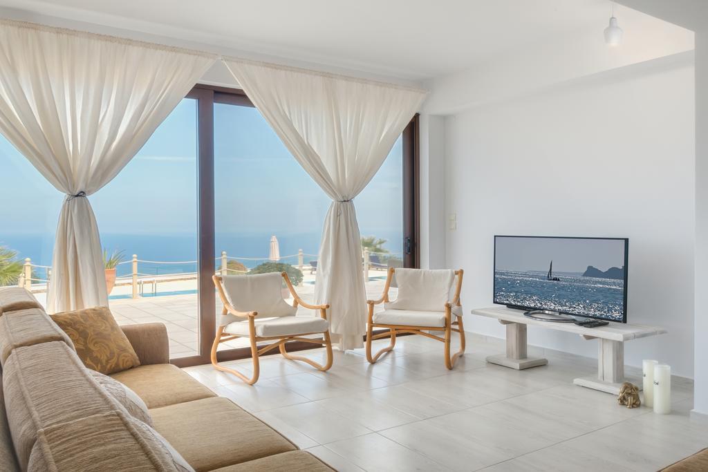 Sea Views At Villa Anemomylos With Heated Pool, Ping Pong And Tennis Agia Pelagia Kythira الغرفة الصورة