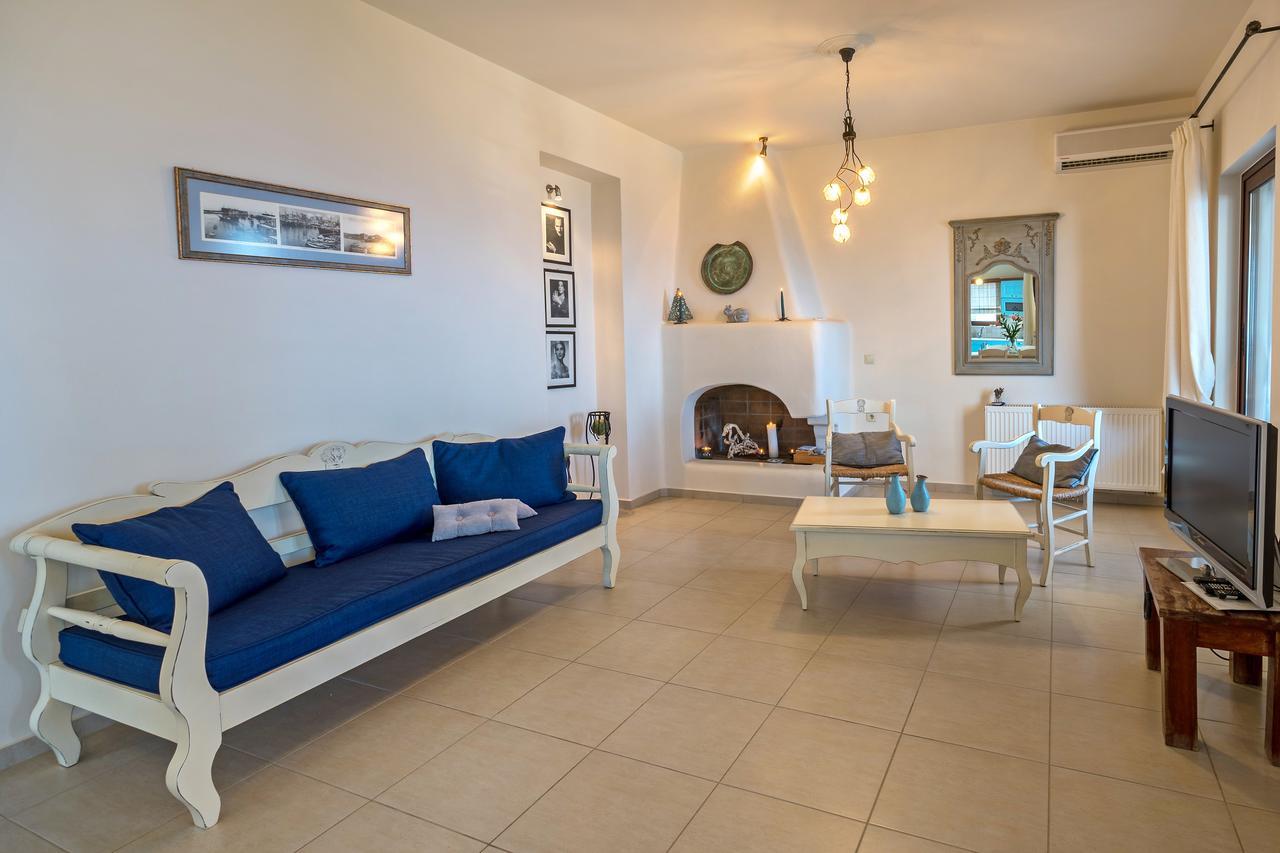 Sea Views At Villa Anemomylos With Heated Pool, Ping Pong And Tennis Agia Pelagia Kythira المظهر الخارجي الصورة